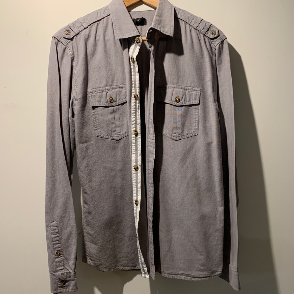 H&M Gray Medium Button Down